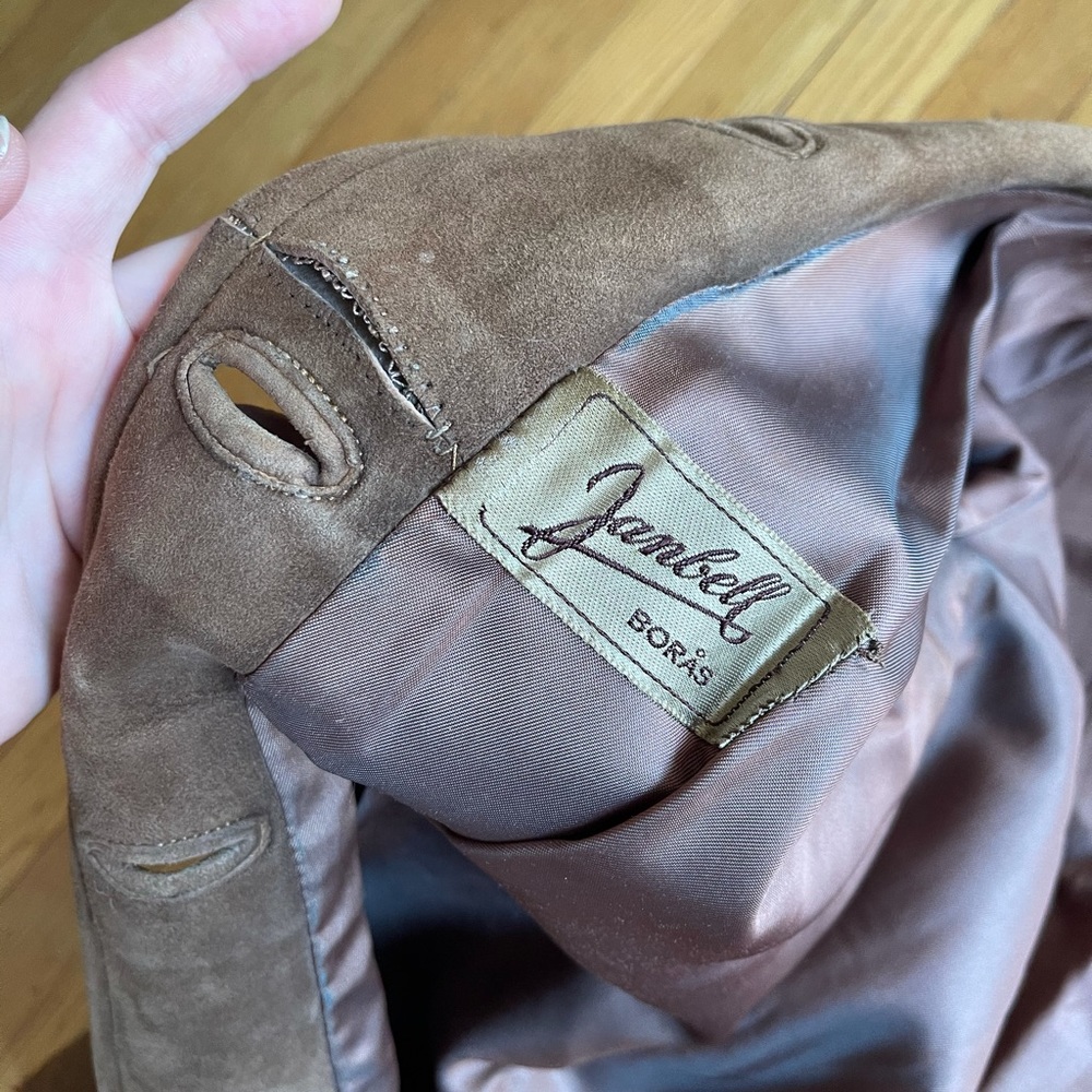 40s-50s Vintage Suede Coat with Knit Collar - Picture 15 of 15